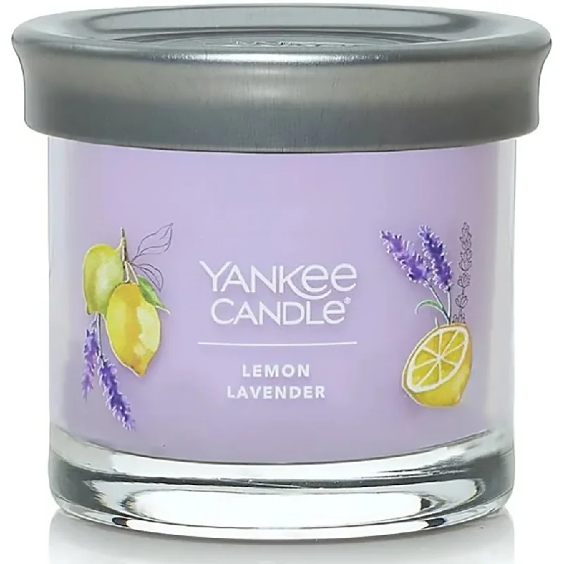 Yankee Candle : Signature Small Tumbler Candle in Lemon Lavender