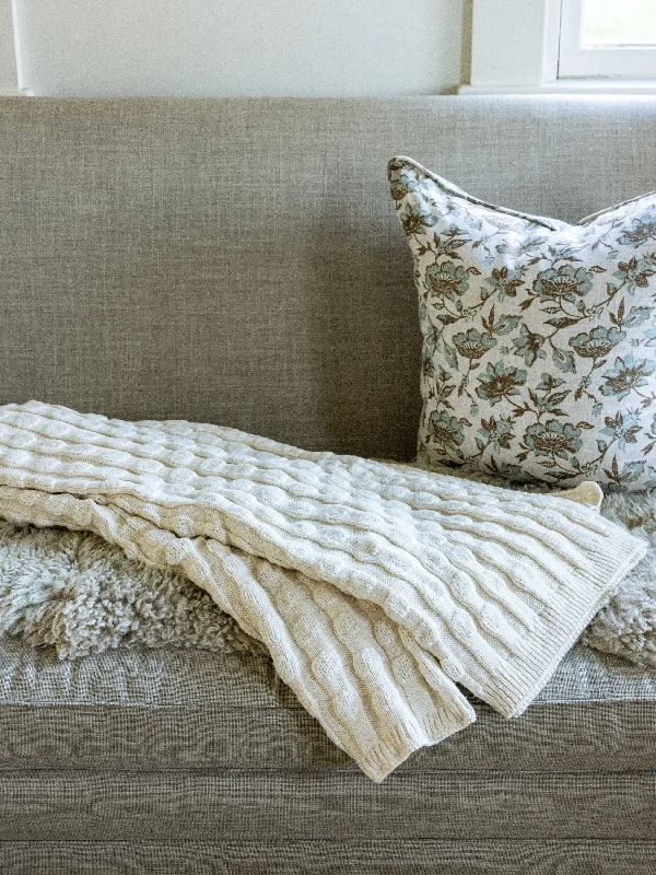 Textured Organic Cotton Throw