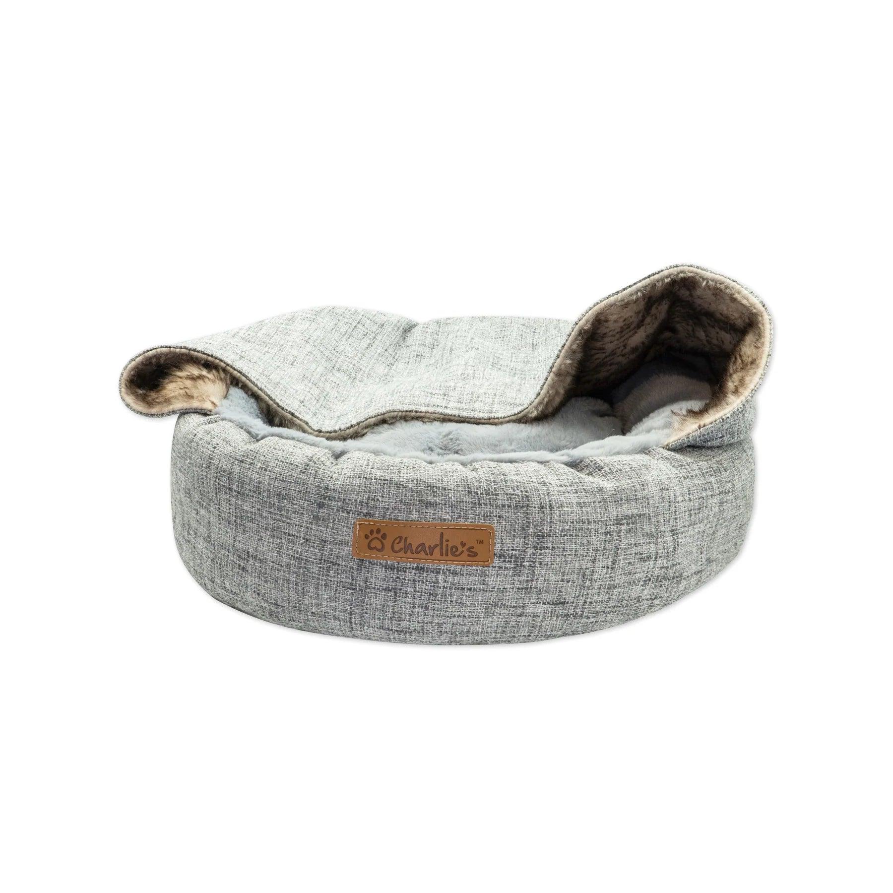 Charlie’s – Snookie Hooded Pet Bed – Faux Wolf Fur & Linen – Light Grey